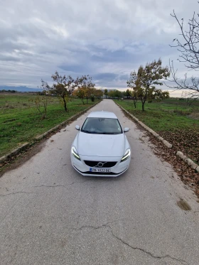 Volvo V40 2.0D automat , снимка 2