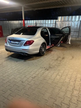 Mercedes-Benz E 220, снимка 5