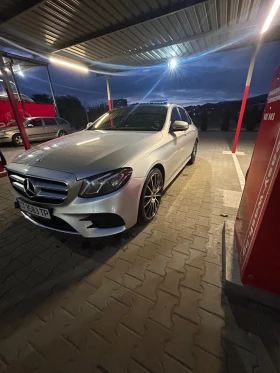Mercedes-Benz E 220, снимка 6