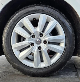 Renault Megane 1.5dci AT Grandtour - 11900 € / 23274.38 лв. - 37567524 15