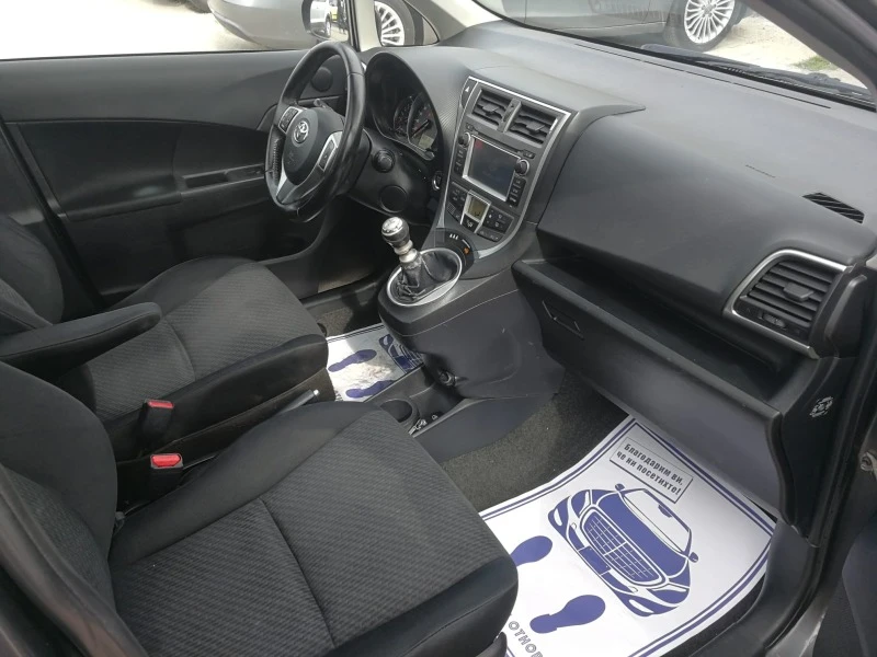 Toyota Verso S 1.3VVT , снимка 10 - Автомобили и джипове - 44634285