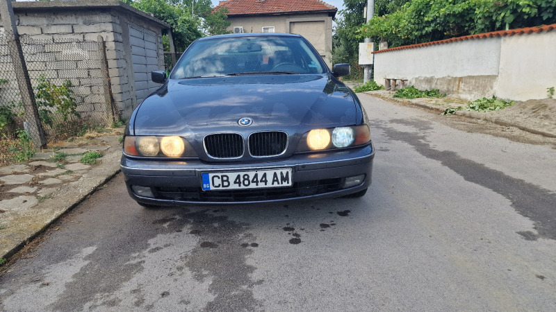 BMW 520, снимка 1 - Автомобили и джипове - 46382448