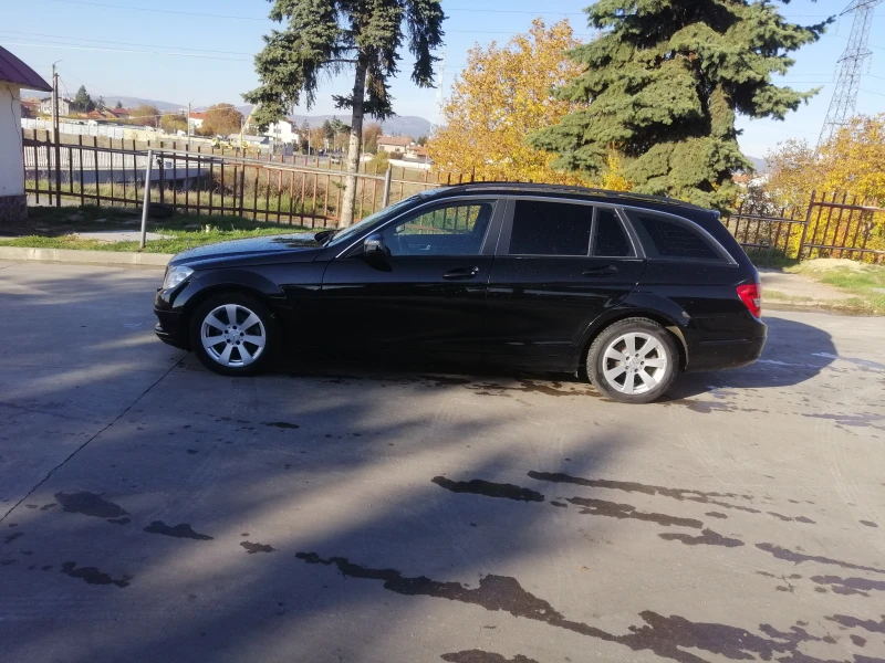 Mercedes-Benz C 220, снимка 6 - Автомобили и джипове - 47880043