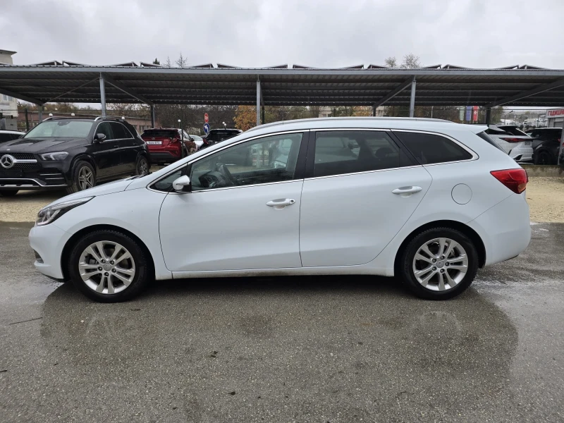 Kia Ceed 1.6CRDI 110k.c. , снимка 7 - Автомобили и джипове - 47967271