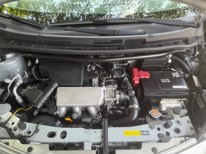 Nissan Note AUT. SPORT ШВЕЙЦАРИЯ, снимка 12 - Автомобили и джипове - 51058797