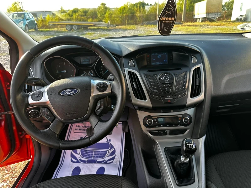 Ford Focus 1.6 TDCI - СЕДАН, снимка 12 - Автомобили и джипове - 51622532