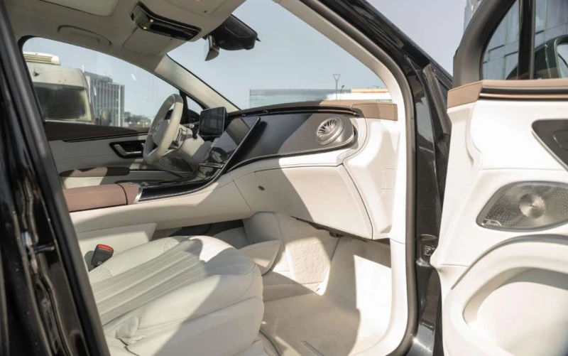 Mercedes-Benz EQS 450 4Matic AMG Line, снимка 10 - Автомобили и джипове - 52215297