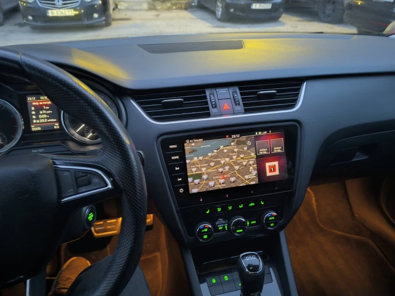 Skoda Octavia, снимка 8 - Автомобили и джипове - 52676938
