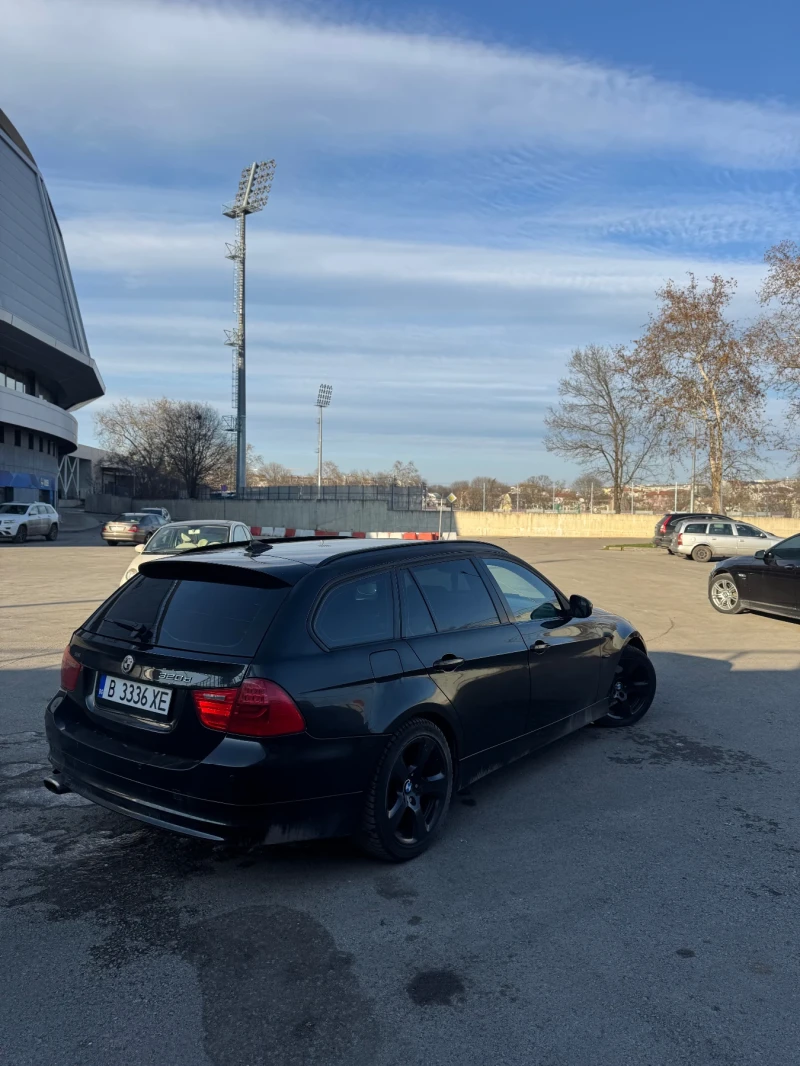 BMW 320, снимка 4 - Автомобили и джипове - 52930480