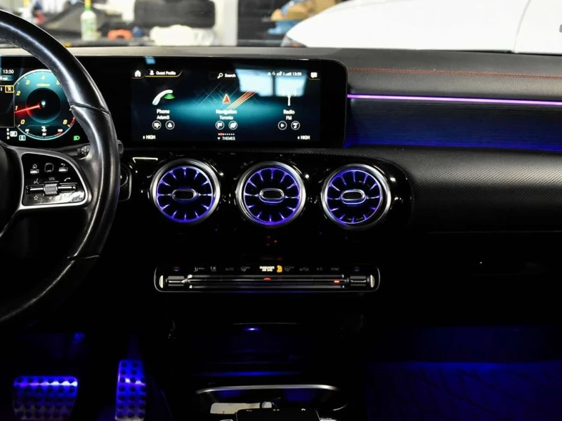 Mercedes-Benz CLA * CLA250 4M * CARFAX * ЦЕНА ДО БГ, снимка 17 - Автомобили и джипове - 53306294