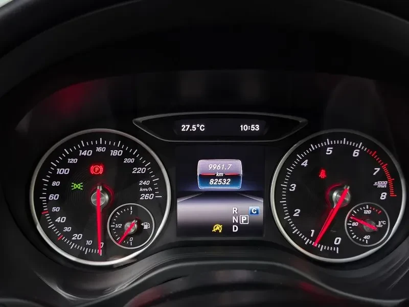 Mercedes-Benz A 200 W176, снимка 7 - Автомобили и джипове - 55935804