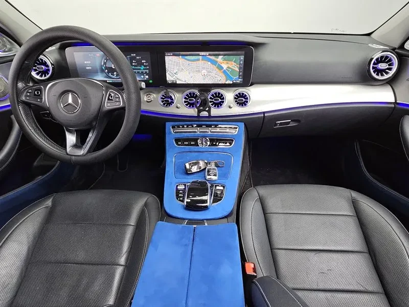 Mercedes-Benz E 300 Avantgarde, снимка 7 - Автомобили и джипове - 56018693