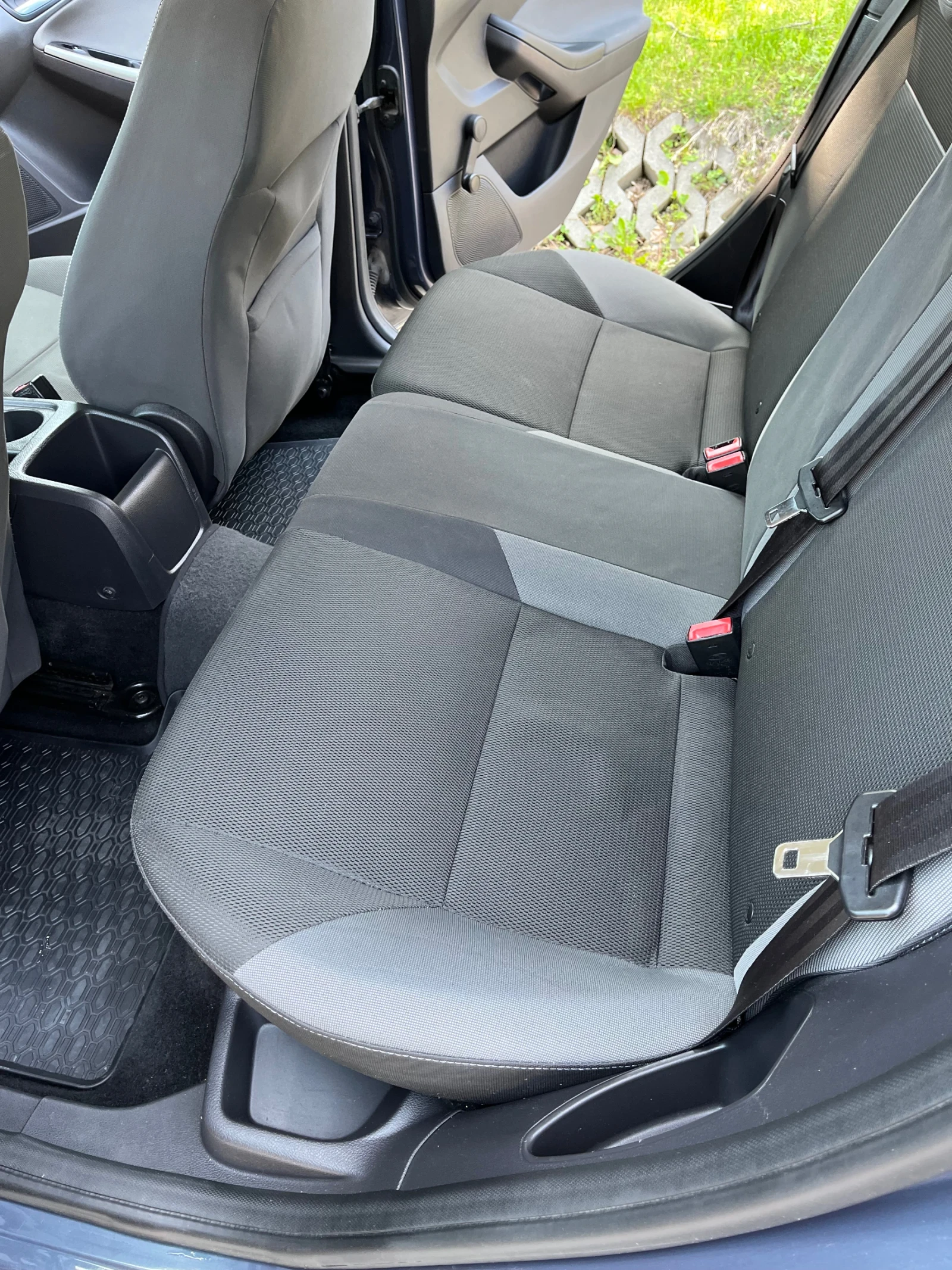Ford Focus 1.6 дизел 6 скорости - изображение 10