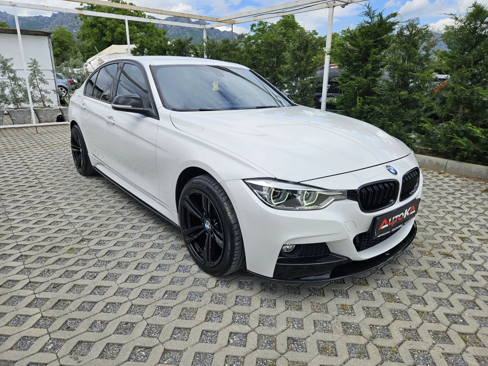 BMW 330 252kc= M PACKET= 116.000км= LED= КАМЕРА= НАВИ - изображение 2