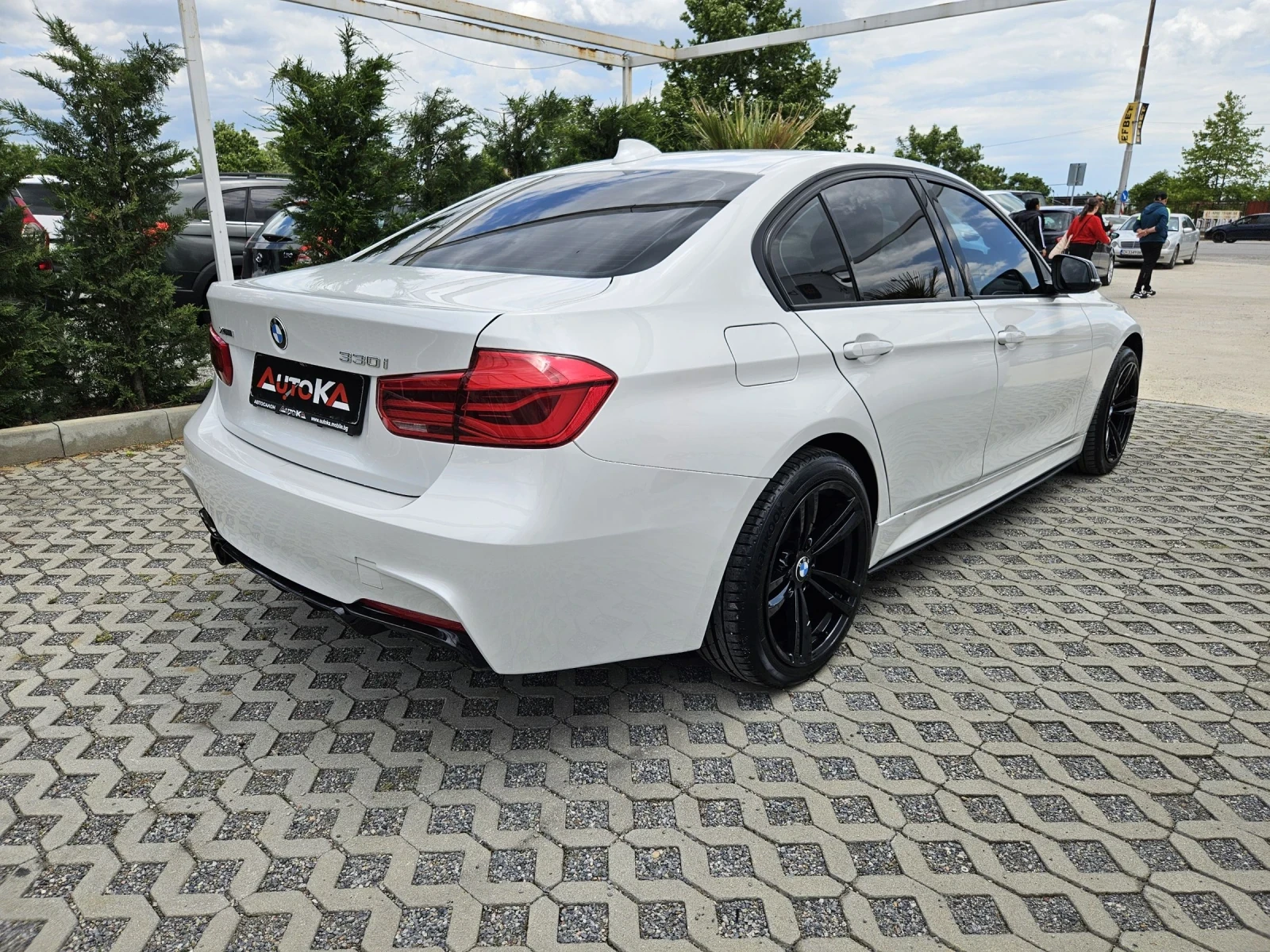 BMW 330 252kc= M PACKET= 116.000км= LED= КАМЕРА= НАВИ - изображение 3