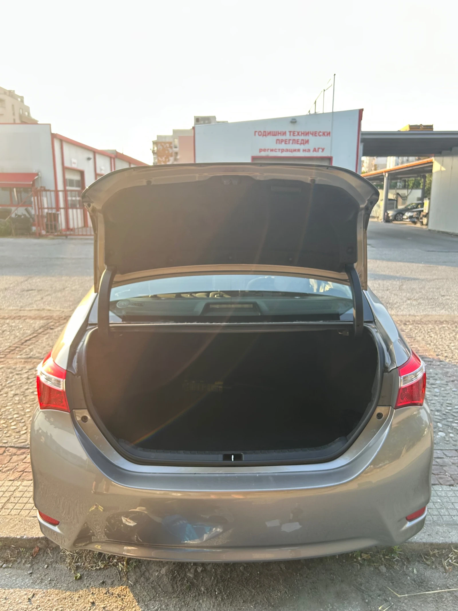 Toyota Corolla  - изображение 5