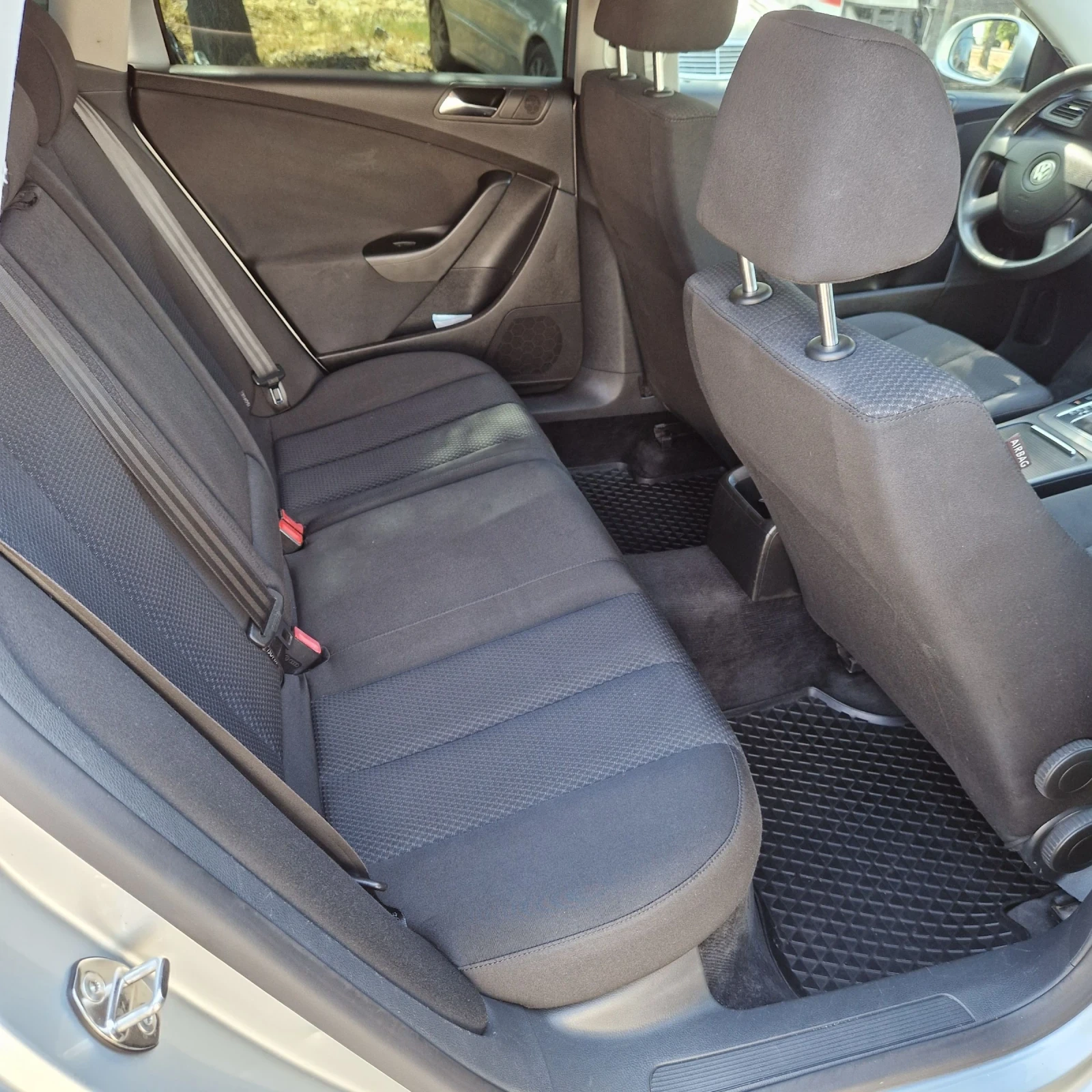 VW Passat 2.0TDI DSG | Mobile.bg   14