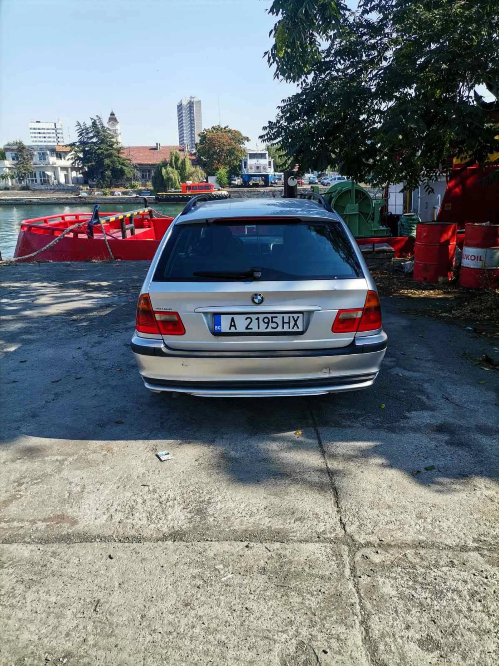 BMW 320  - изображение 8
