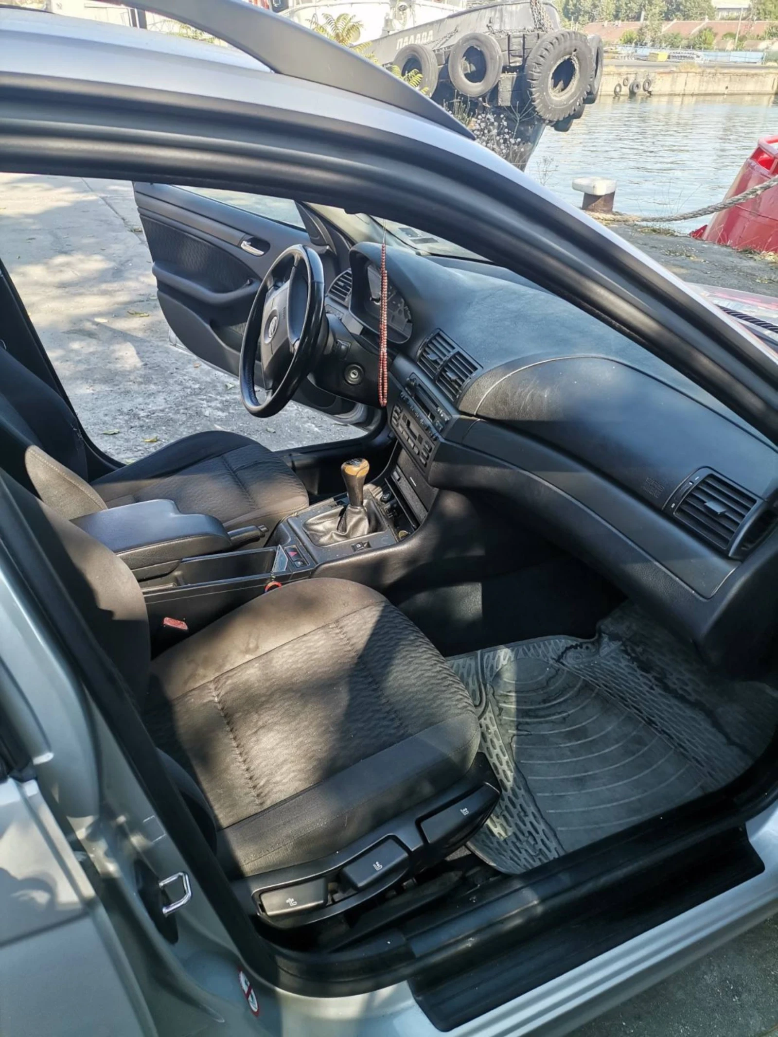 BMW 320  - изображение 6