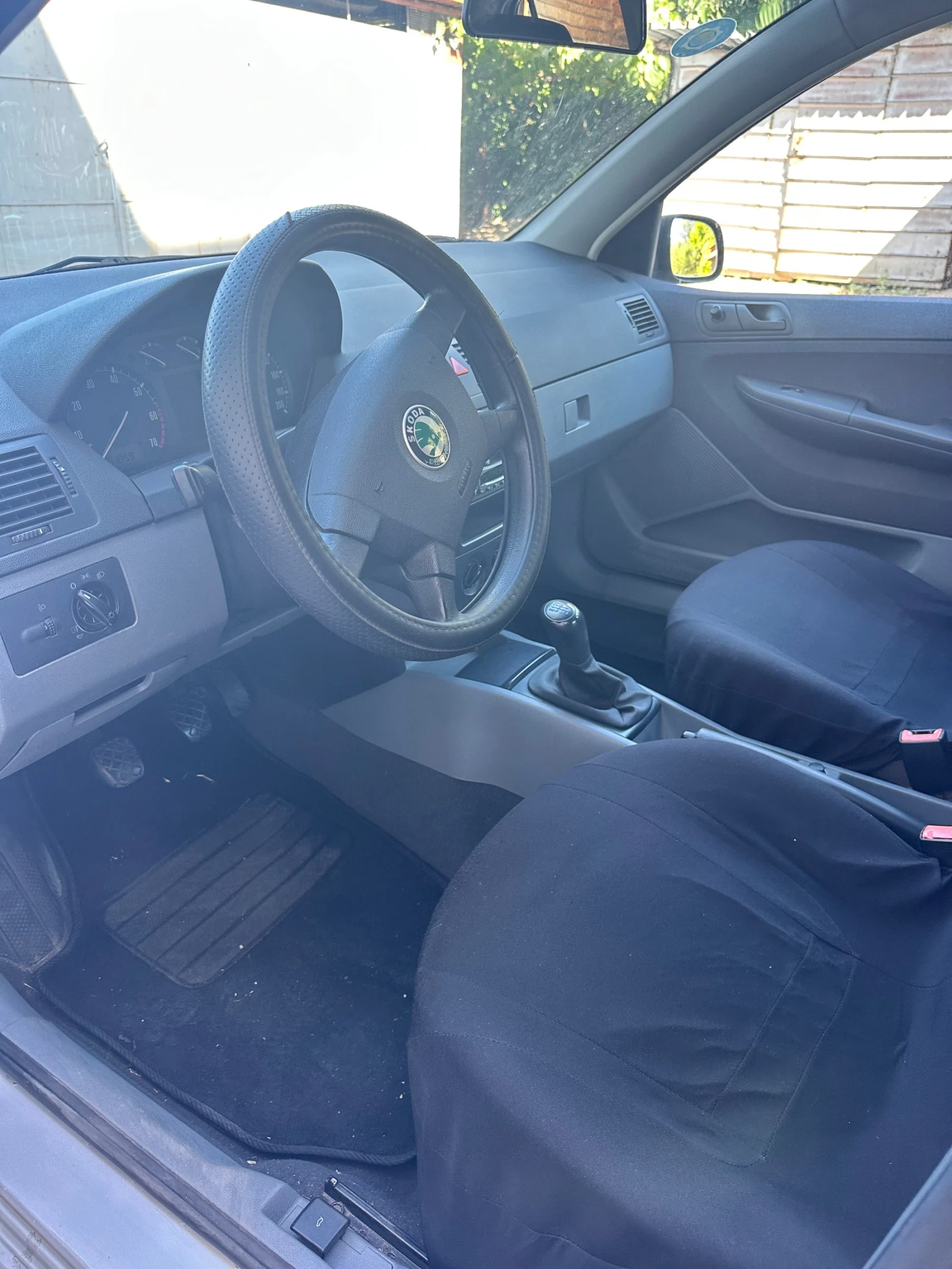 Skoda Fabia 1.4 - изображение 6