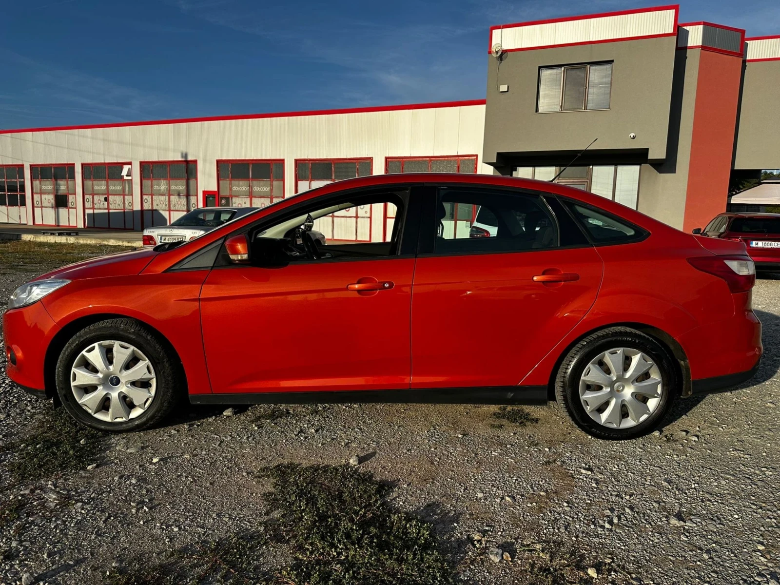 Ford Focus 1.6 TDCI - СЕДАН - изображение 4