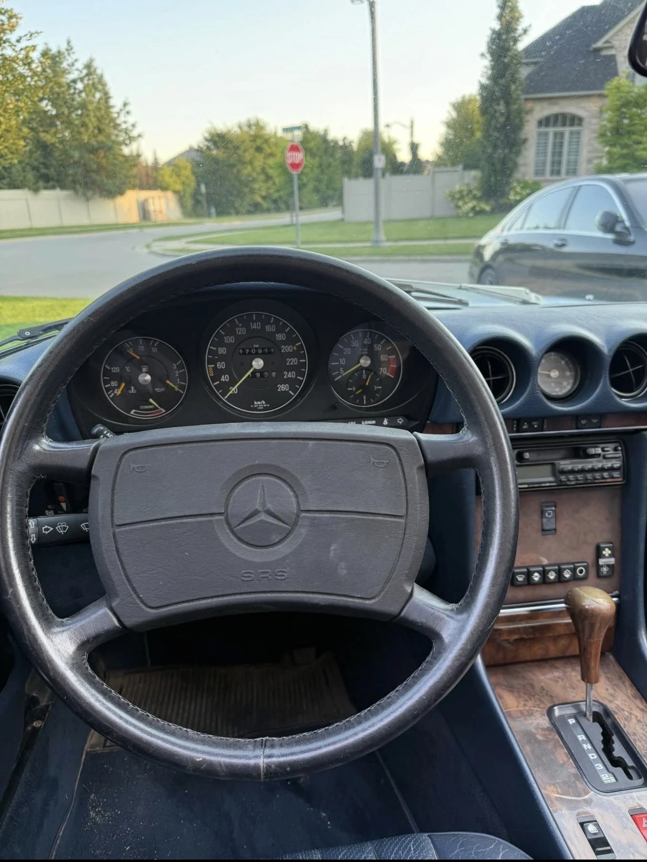 Mercedes-Benz 560 * SL* * АвтоКредит*  - изображение 8