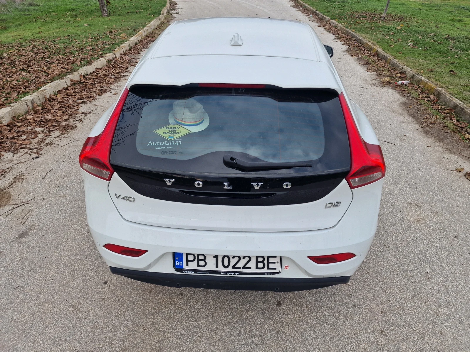 Volvo V40 2.0D automat  - изображение 5