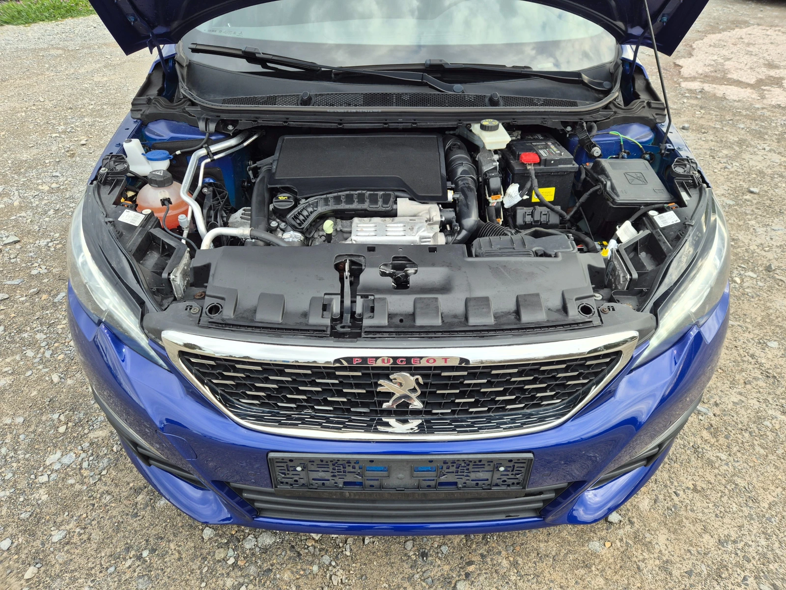 Peugeot 308 1.2i GT Line, снимка 15 - Автомобили и джипове - 53976277