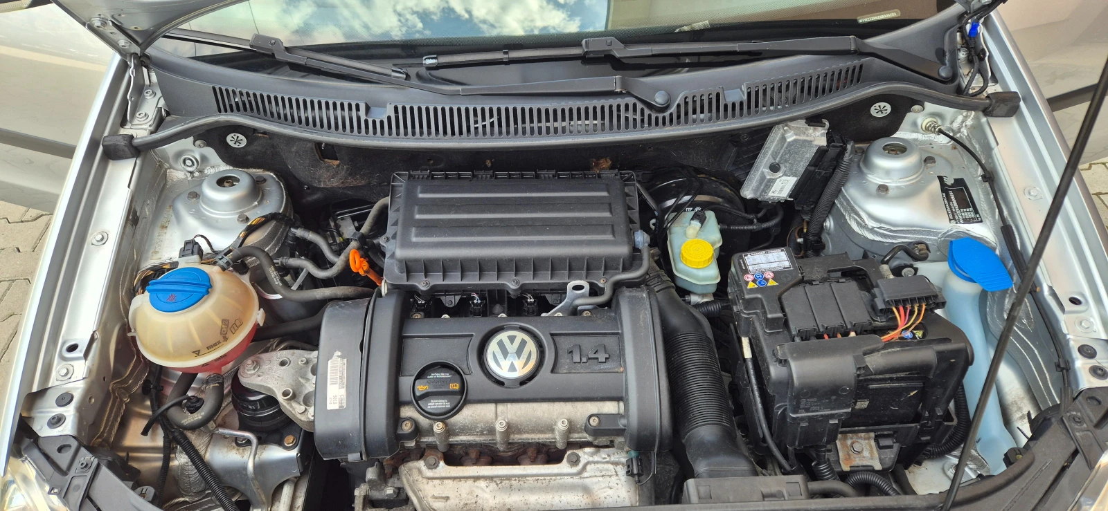 VW Polo 1, 4I, снимка 14 - Автомобили и джипове - 54303744
