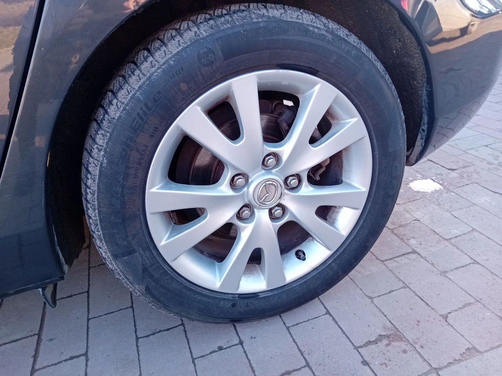 Mazda 3 1.6i Газ.Инж , снимка 10 - Автомобили и джипове - 54480984