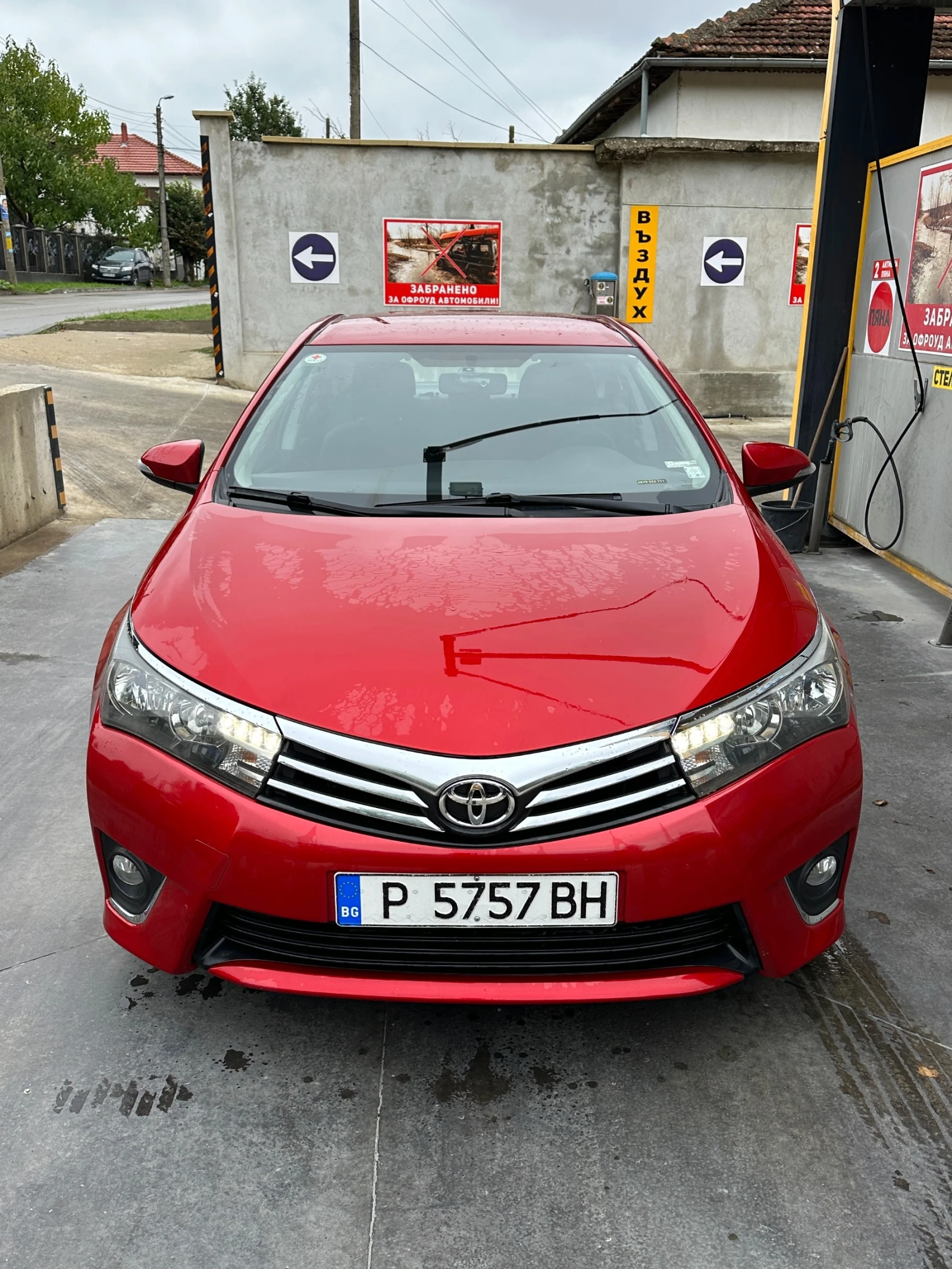 Toyota Corolla 1.6i Газ, снимка 3 - Автомобили и джипове - 54697221