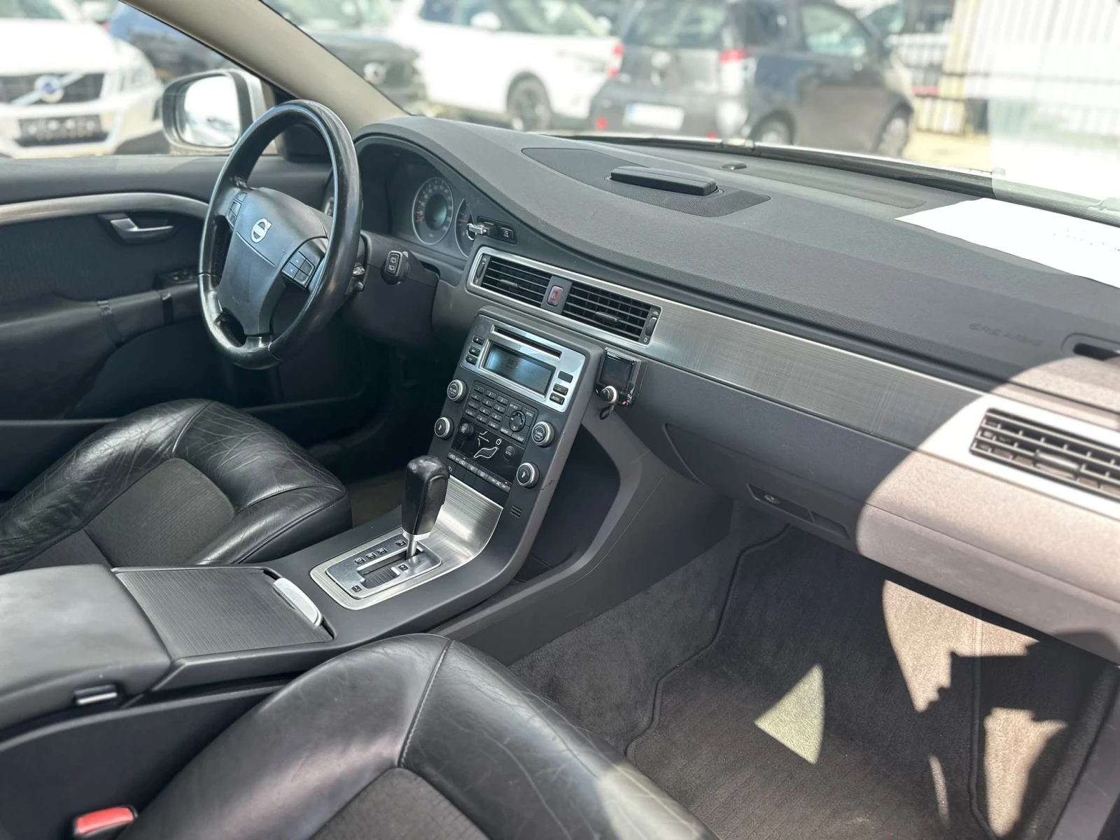 Volvo V70 / 2.4D / D5 / 163 HP / AUTOMAT / , снимка 11 - Автомобили и джипове - 55007997
