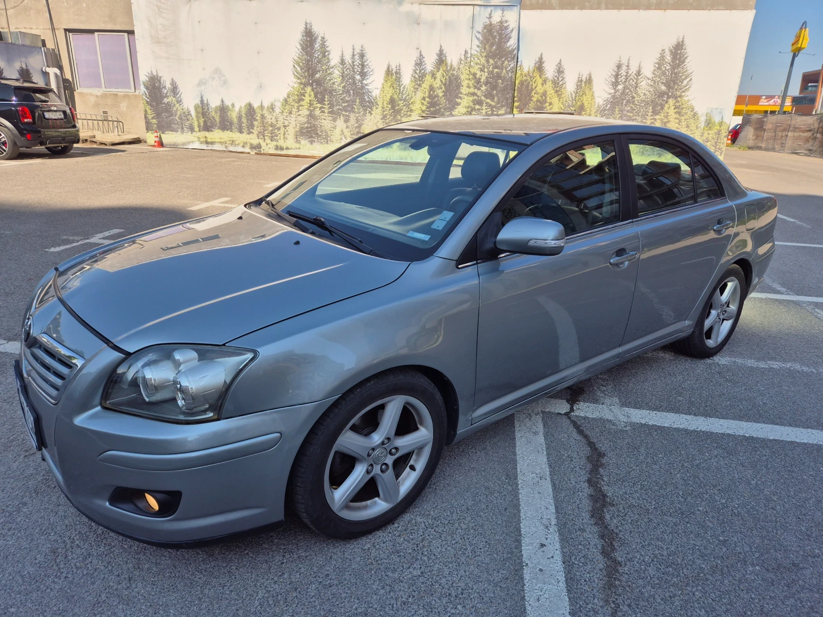 Toyota Avensis 2.2 D-4D, снимка 3 - Автомобили и джипове - 55612891