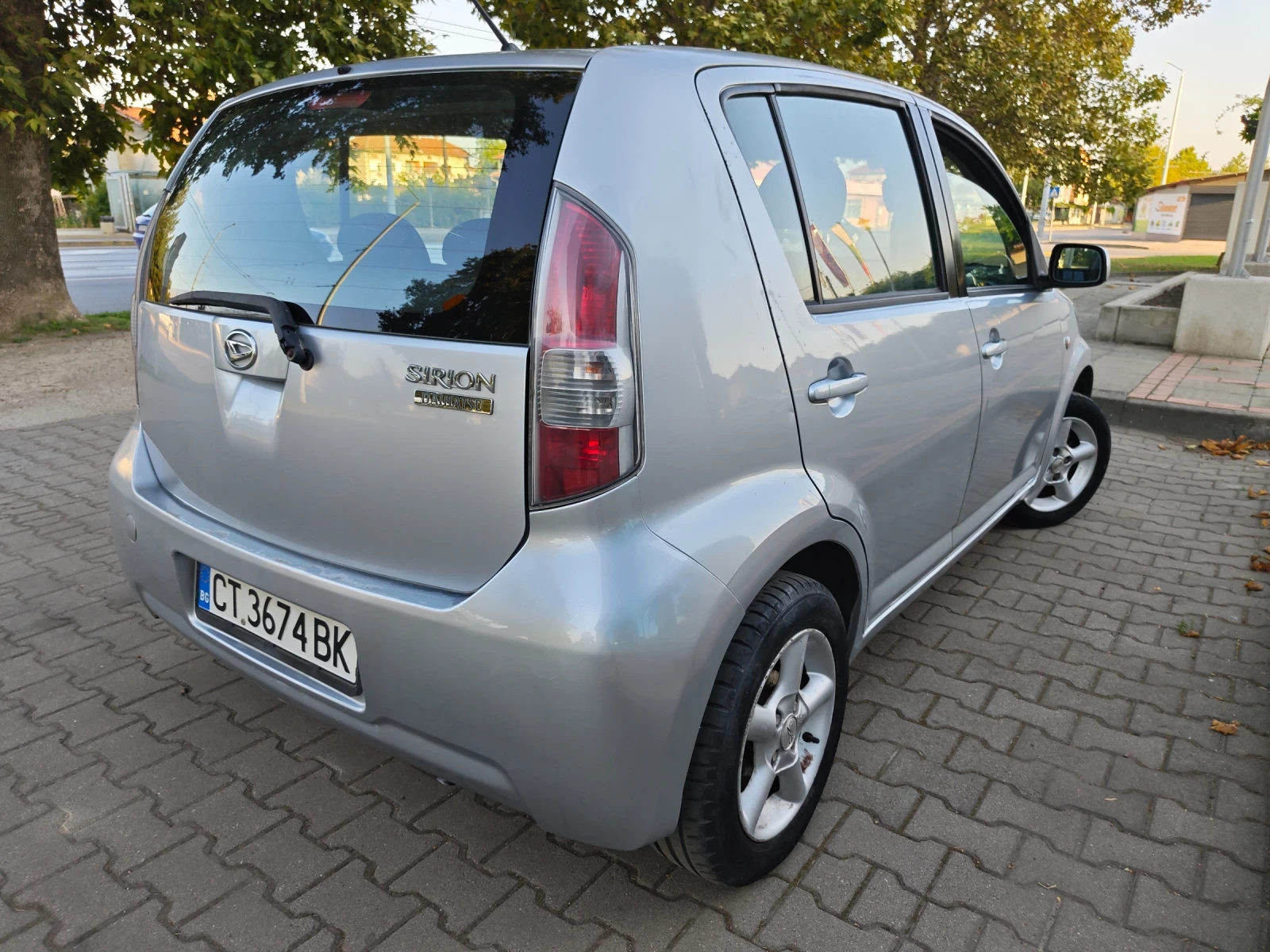 Daihatsu Sirion, снимка 2 - Автомобили и джипове - 55920875