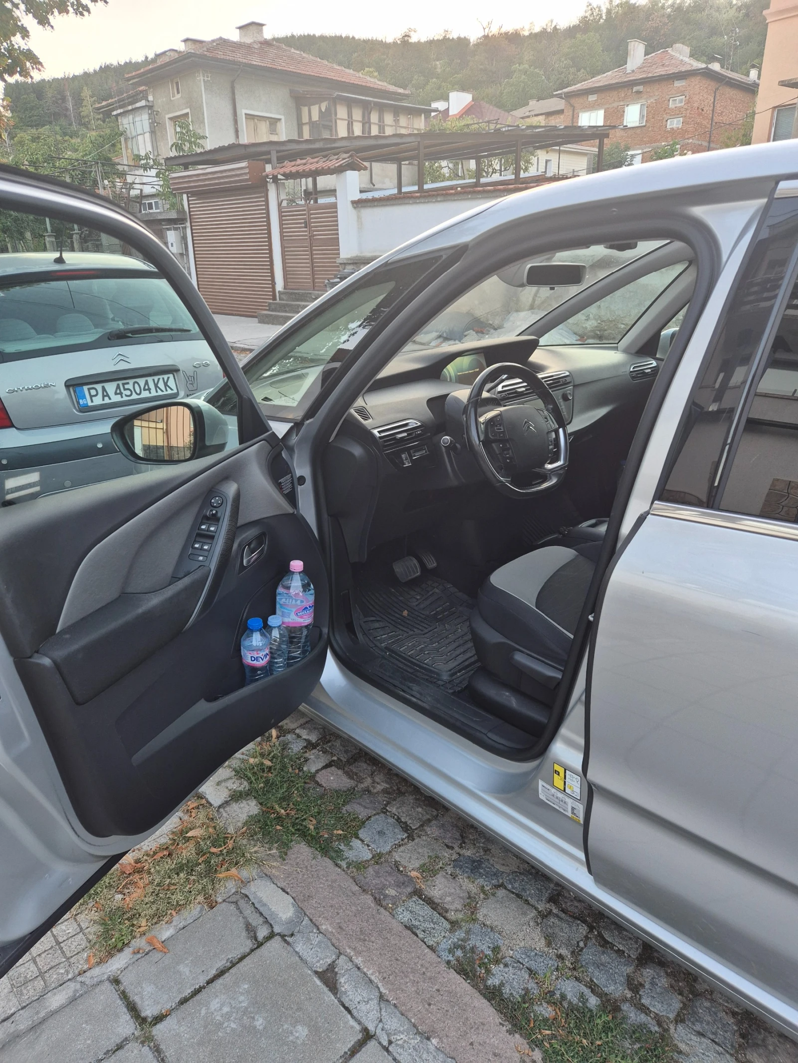 Citroen C4 Picasso 1.6HDI, снимка 6 - Автомобили и джипове - 56261549