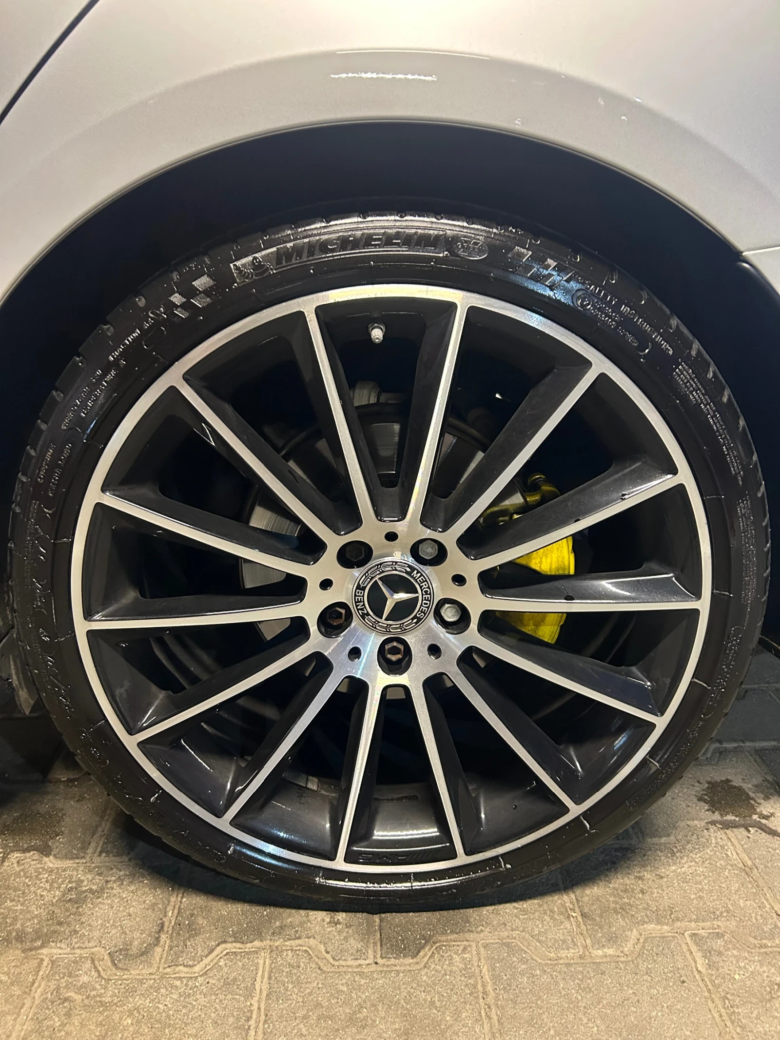 Mercedes-Benz E 220, снимка 9 - Автомобили и джипове - 56691814