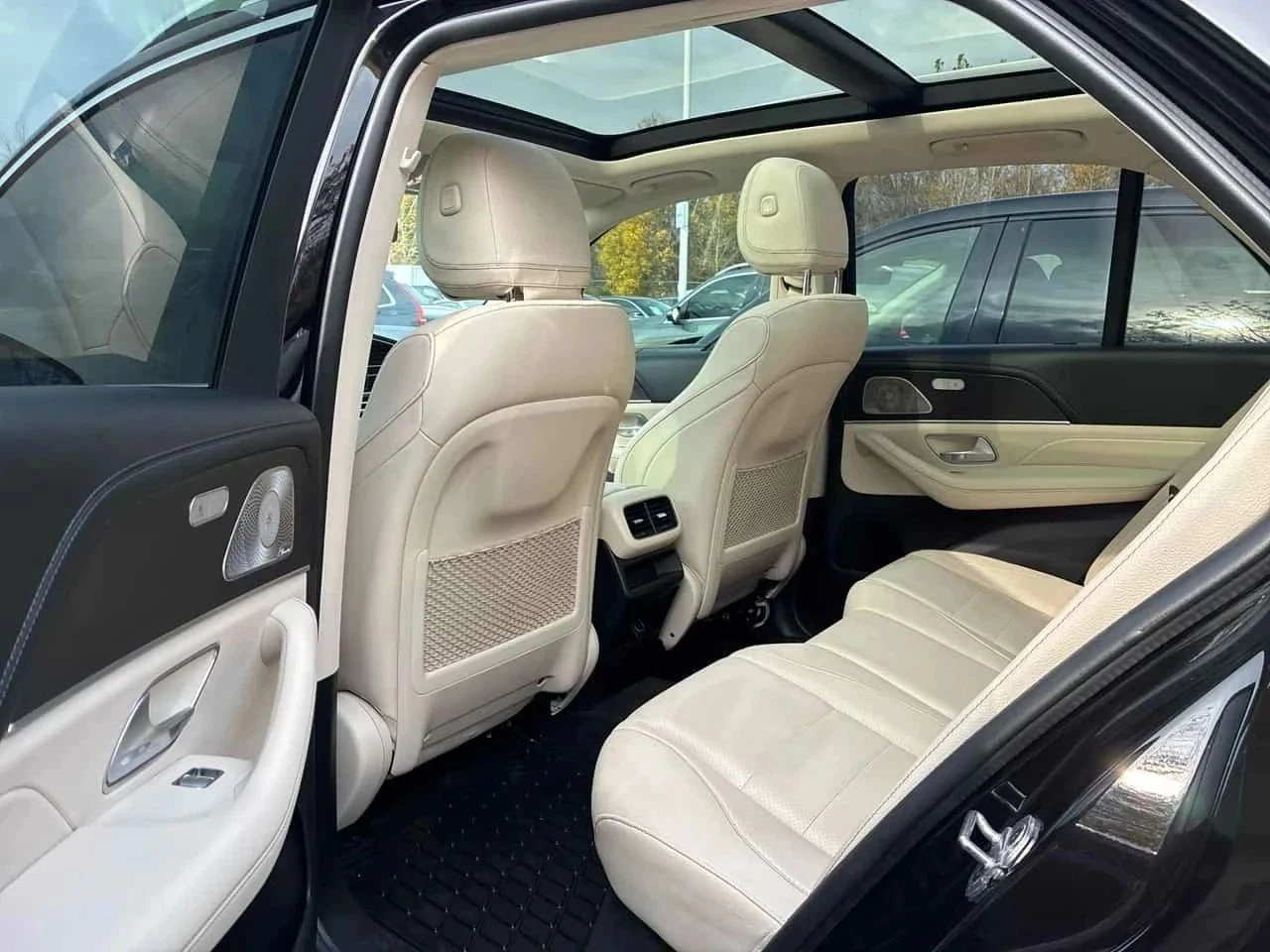 Mercedes-Benz GLE 450, снимка 8 - Автомобили и джипове - 56718624
