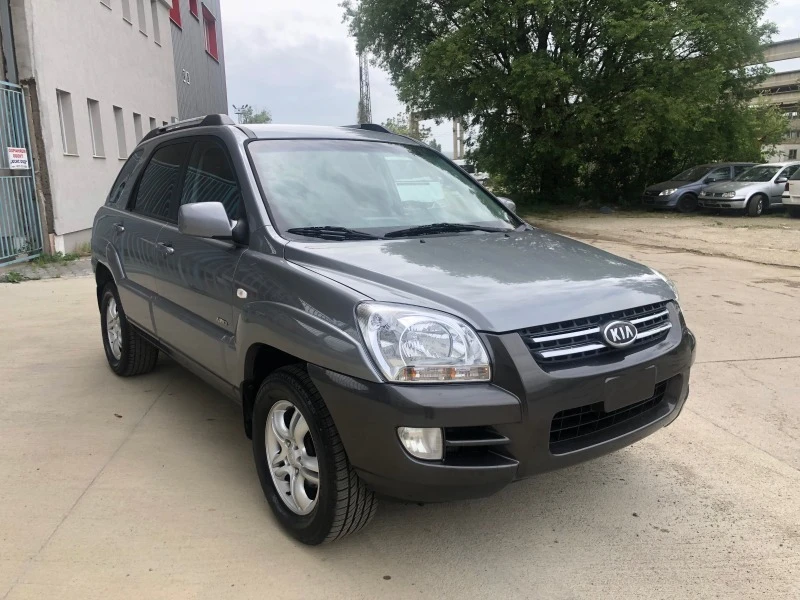 Kia Sportage, снимка 3 - Автомобили и джипове - 45335645