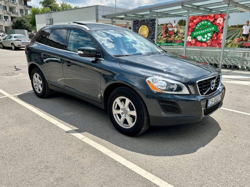 Volvo XC60 D5, снимка 3 - Автомобили и джипове - 47460716