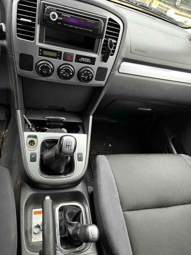 Suzuki Grand vitara, снимка 11 - Автомобили и джипове - 48212894