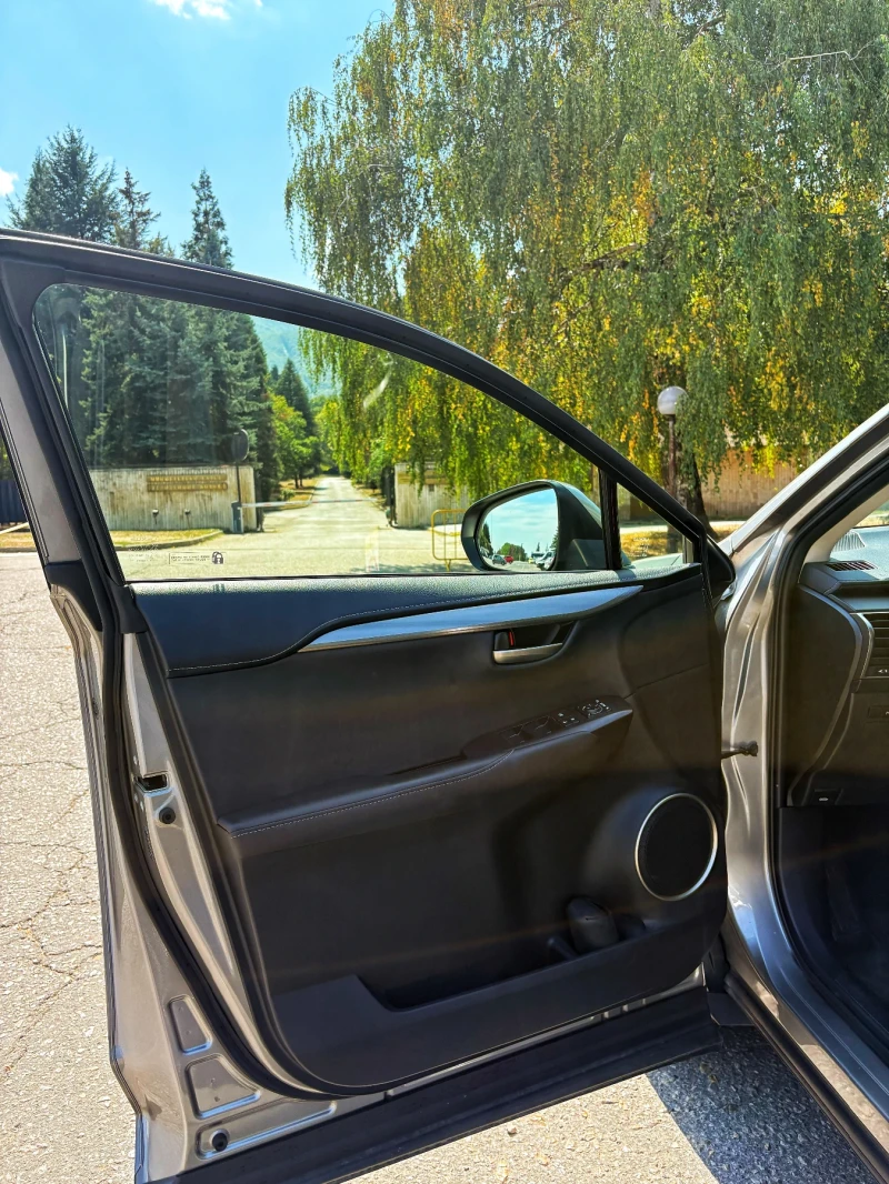 Lexus NX 300h, снимка 9 - Автомобили и джипове - 52486405