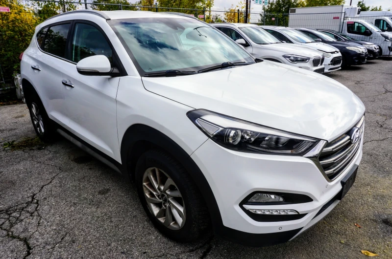 Hyundai Tucson 1.7 CRDI COMFORT PLUS PACK, снимка 2 - Автомобили и джипове - 52011415