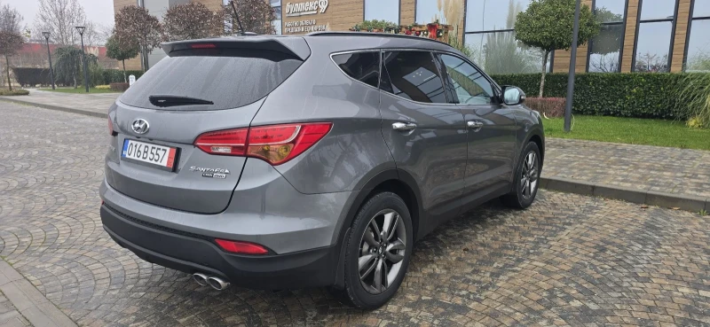 Hyundai Santa fe 2.2 197к.с.ЛИЗИНГ/АВТОМАТ/КАМЕРА/4?4, снимка 6 - Автомобили и джипове - 52894195