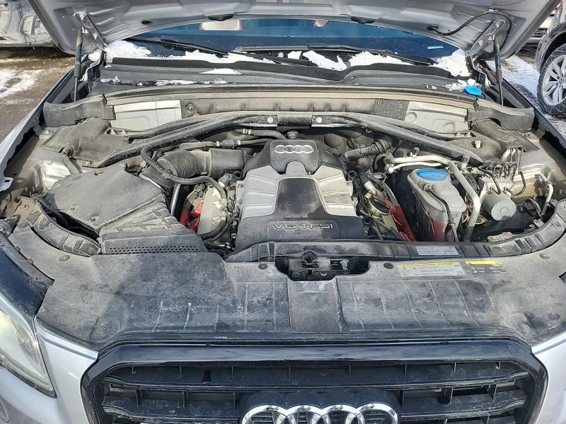 Audi SQ5 3.0T PROGRESSIV| PANORAMA| CARFAX| 2 KEYS| , снимка 9 - Автомобили и джипове - 53440906