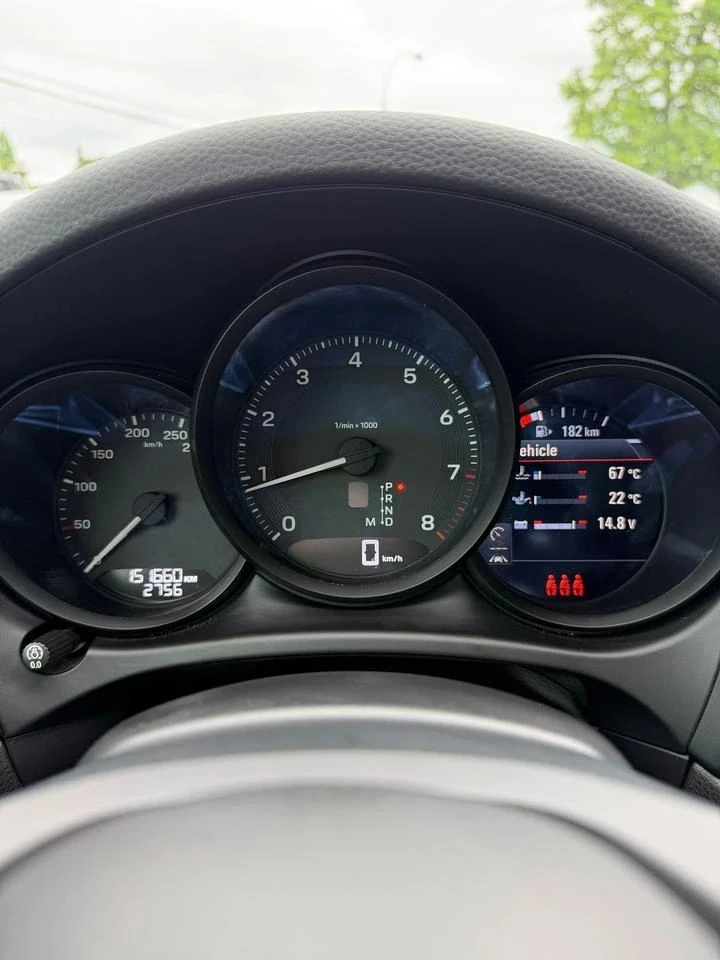 Porsche Macan, снимка 8 - Автомобили и джипове - 56684939