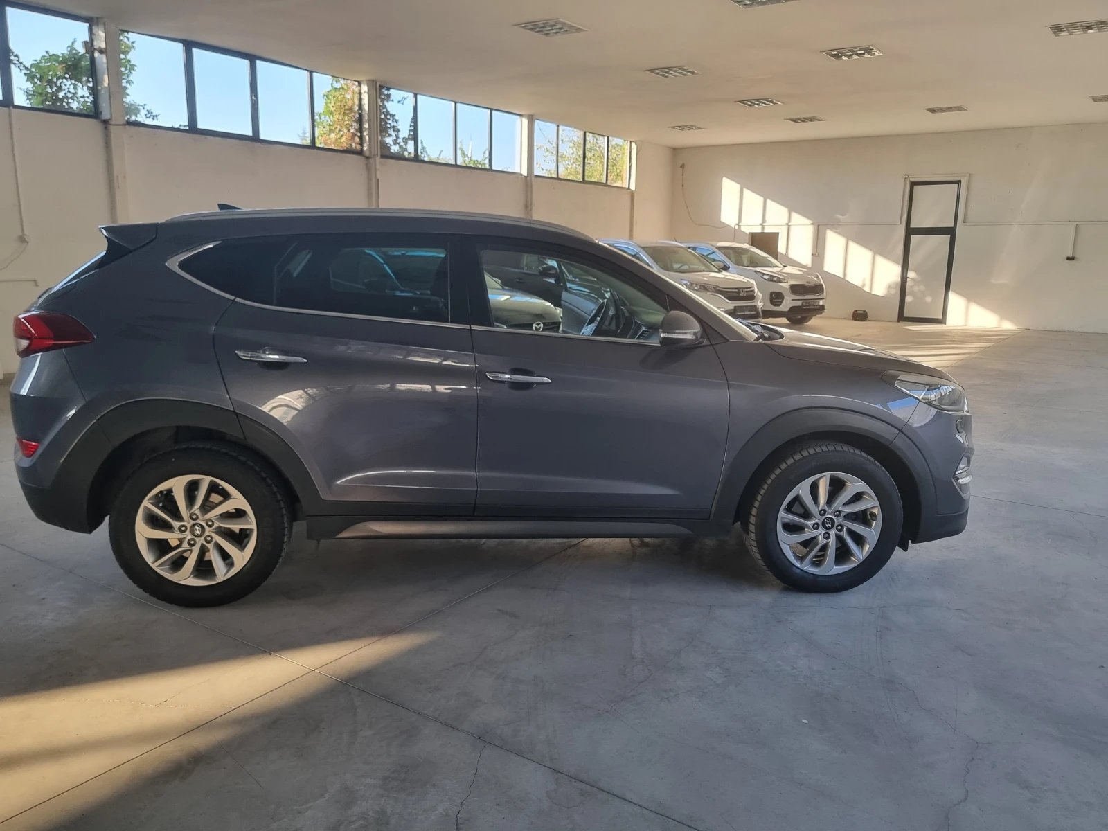 Hyundai Tucson 2 0 DIZEL 185KN 4×4 - изображение 6