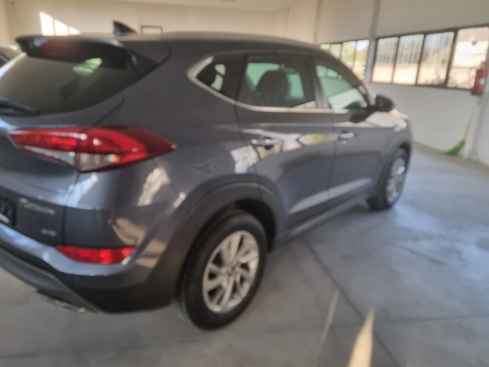 Hyundai Tucson 2 0 DIZEL 185KN 4×4 - изображение 5