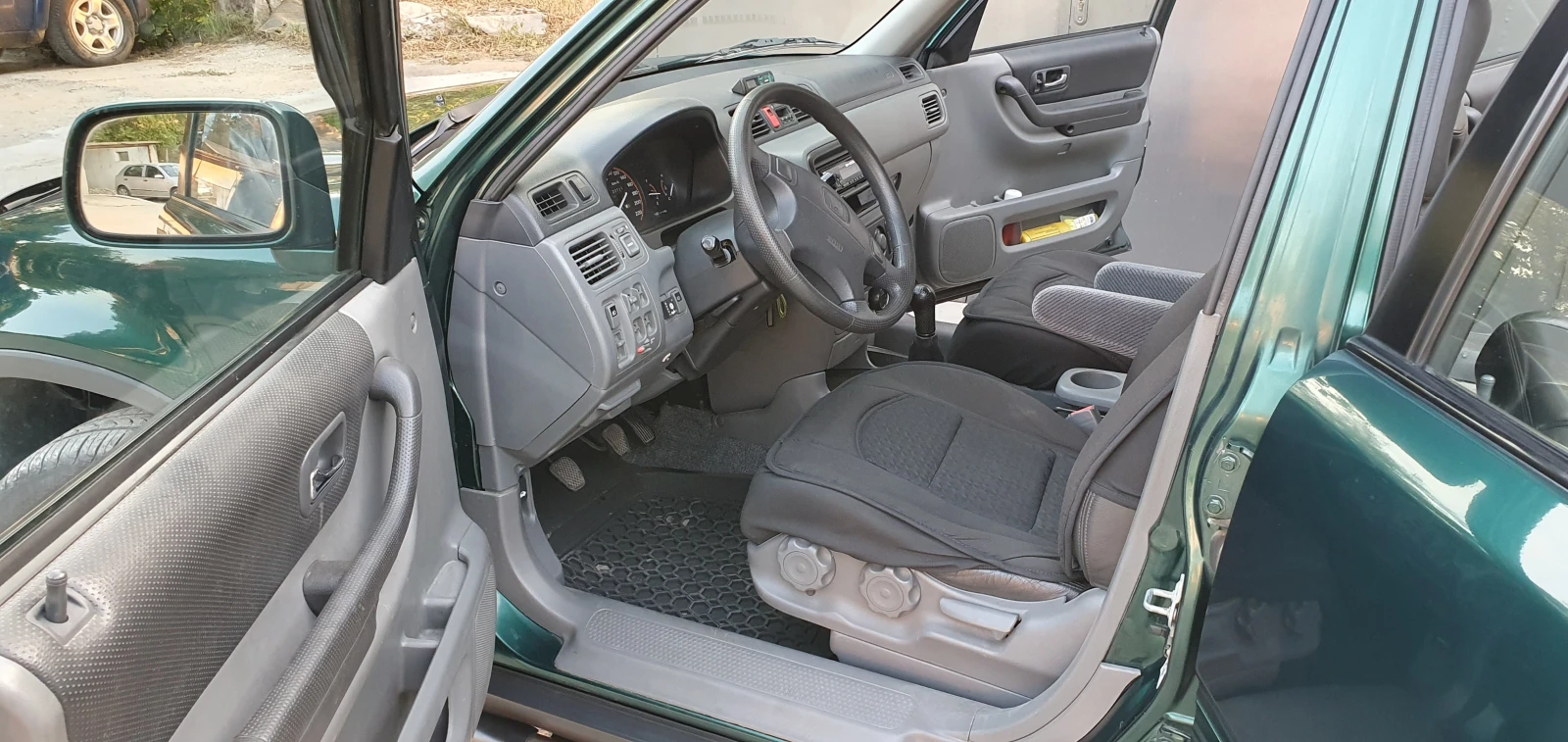 Honda Cr-v 2.0i 4x4 147к.с. - изображение 8