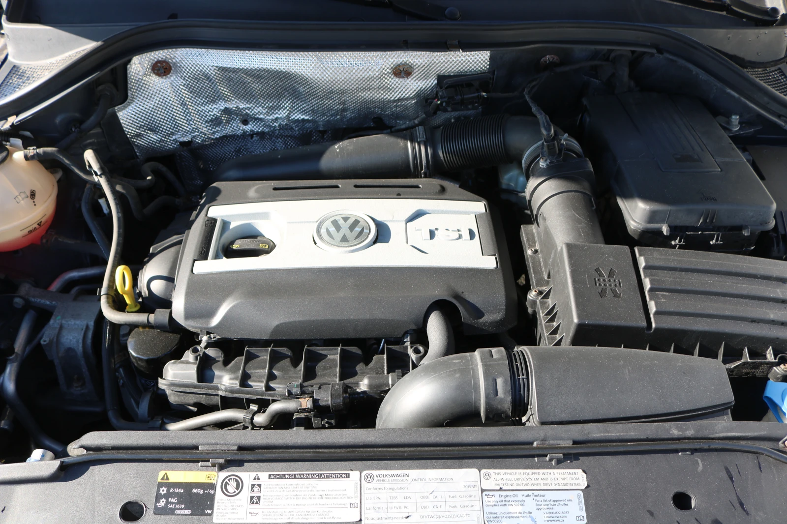 VW Tiguan 2.0 TSI 4x4 | Mobile.bg — изображение 17