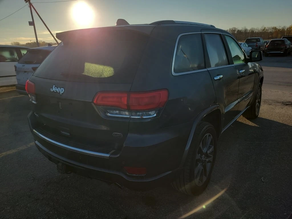 Jeep Grand cherokee * Overland * CARFAX * ЦЕНА ДО БЪЛГАРИЯ - изображение 3
